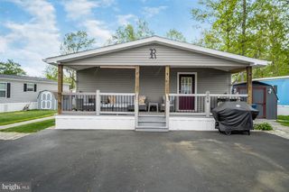 232 YANKEE T 284, Quakertown, PA 18951