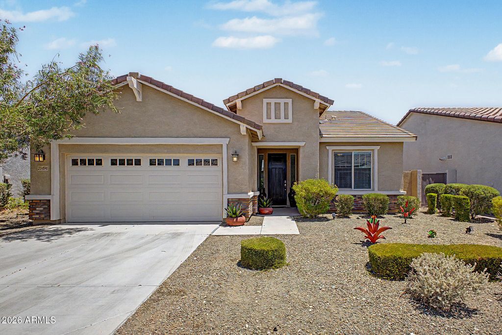 20494 W MINNEZONA Avenue, Buckeye, AZ 85396