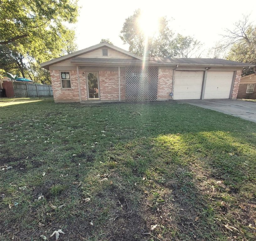 124 N Imperial Drive, Denison, TX 75020