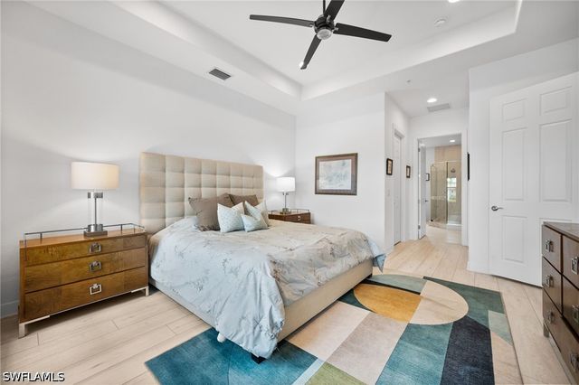 8062 Signature Club CIR 201, Naples, FL 34113