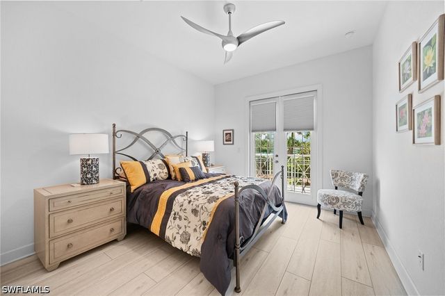 8062 Signature Club CIR 201, Naples, FL 34113