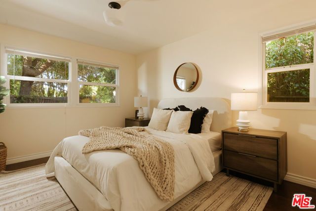 22251 Kittridge Street, Los Angeles, CA 91303