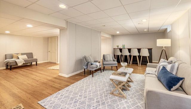 2485 W Fairy Chasm ROAD, River Hills, WI 53217