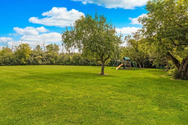 2485 W Fairy Chasm ROAD, River Hills, WI 53217