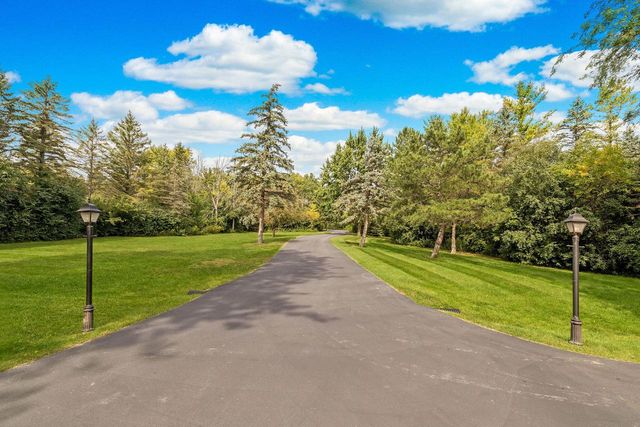2485 W Fairy Chasm ROAD, River Hills, WI 53217