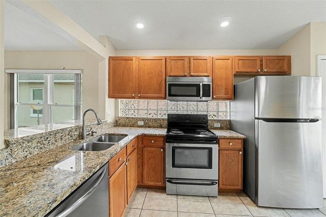 162 CANARY ISLAND CIRCLE, Davenport, FL 33837