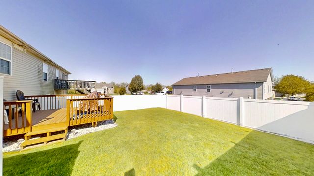 3782 W 70th Place, Merrillville, IN 46410