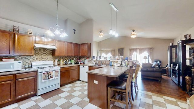 3782 W 70th Place, Merrillville, IN 46410