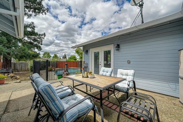 132 Mckiernan Dr, Folsom, CA 95630