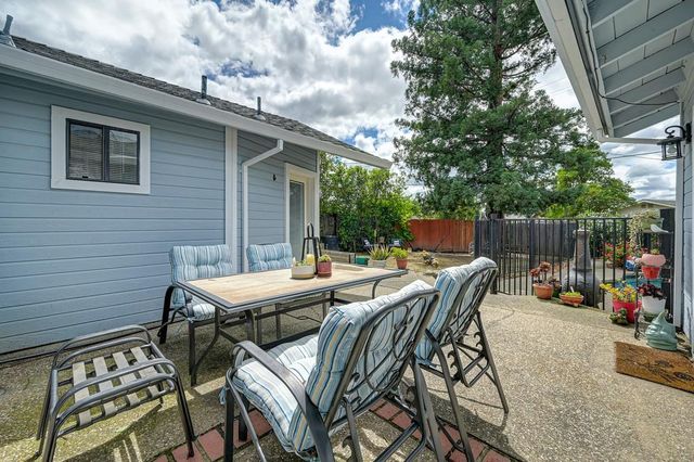 132 Mckiernan Dr, Folsom, CA 95630