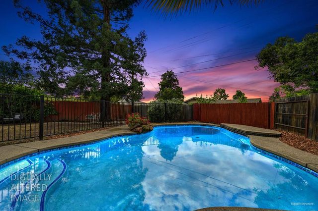 132 Mckiernan Dr, Folsom, CA 95630