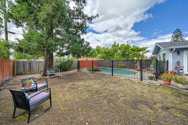 132 Mckiernan Dr, Folsom, CA 95630