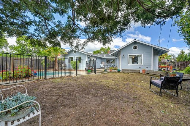 132 Mckiernan Dr, Folsom, CA 95630