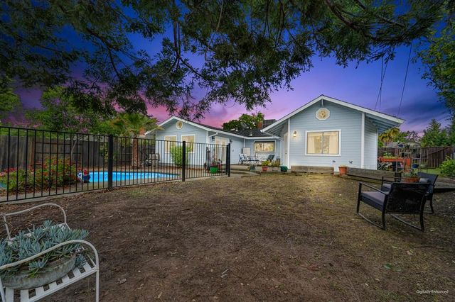 132 Mckiernan Dr, Folsom, CA 95630