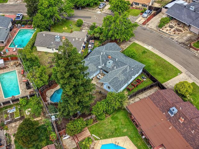 132 Mckiernan Dr, Folsom, CA 95630