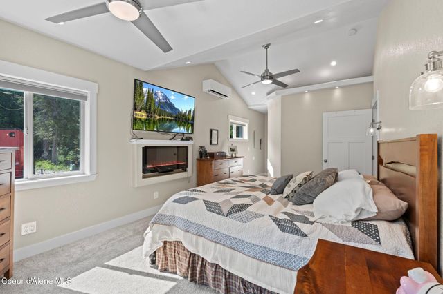 488988 Hwy 95, Sandpoint, ID 83864