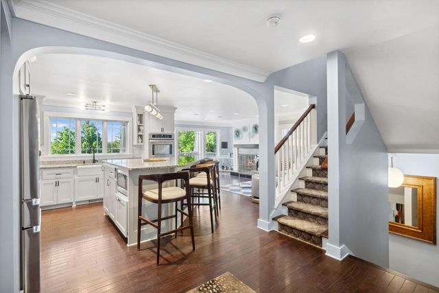 17209 Grays Bay Boulevard, Wayzata, MN 55391