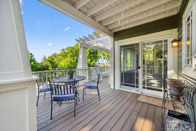 17209 Grays Bay Boulevard, Wayzata, MN 55391