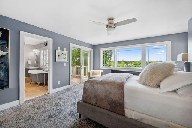 17209 Grays Bay Boulevard, Wayzata, MN 55391