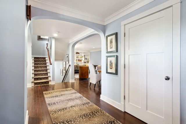 17209 Grays Bay Boulevard, Wayzata, MN 55391