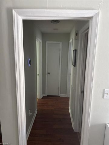 2101 Arbrook Lane, High Point, NC 27265