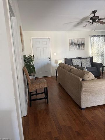 2101 Arbrook Lane, High Point, NC 27265