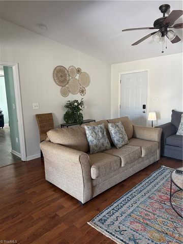 2101 Arbrook Lane, High Point, NC 27265