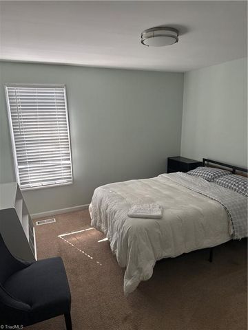 2101 Arbrook Lane, High Point, NC 27265