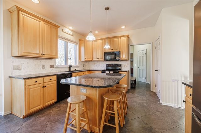 7307 Silver Hill Path, Victor, NY 14564