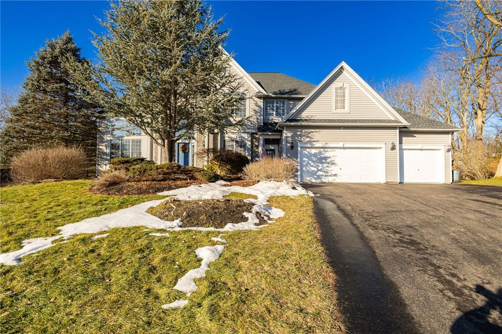 7307 Silver Hill Path, Victor, NY 14564