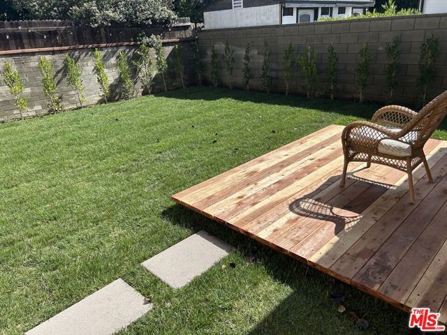 7722 Wish Avenue, Van Nuys (los Angeles), CA 91406