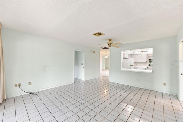 127 WINTERSONG LANE, Sun City Center, FL 33573