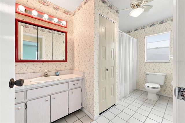 127 WINTERSONG LANE, Sun City Center, FL 33573