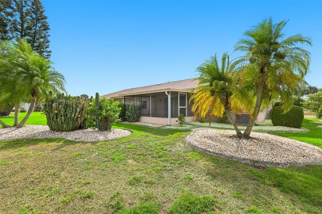127 WINTERSONG LANE, Sun City Center, FL 33573