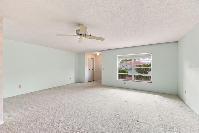 127 WINTERSONG LANE, Sun City Center, FL 33573