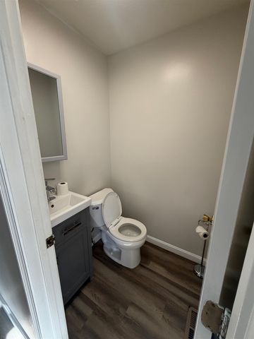 9 Fenwick Street, Nashua, NH 03063