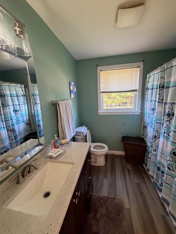 9 Fenwick Street, Nashua, NH 03063