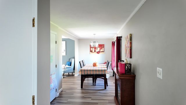 9 Fenwick Street, Nashua, NH 03063