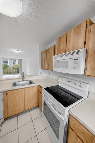 8750 N Sherman Circle 305, Miramar, FL 33025