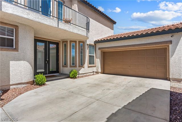 10242 Garden State Drive, Las Vegas, NV 89135