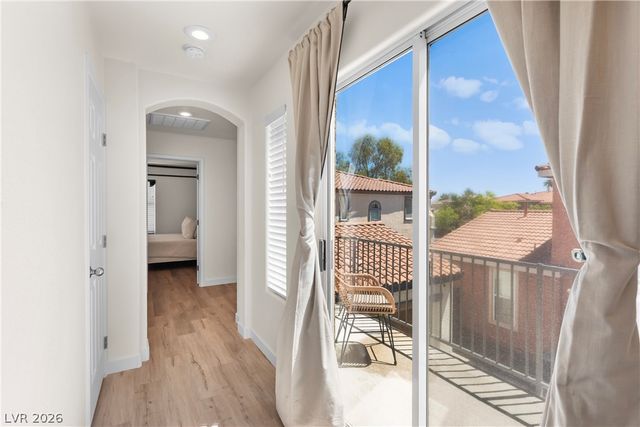 10242 Garden State Drive, Las Vegas, NV 89135