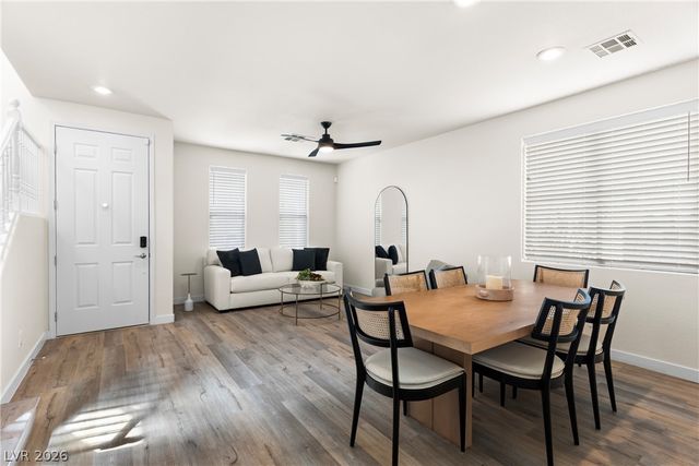 10242 Garden State Drive, Las Vegas, NV 89135