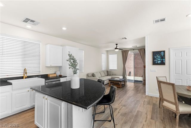 10242 Garden State Drive, Las Vegas, NV 89135