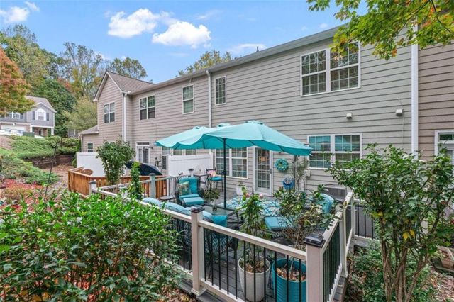 925 Pierce Ivy Court, Lawrenceville, GA 30043