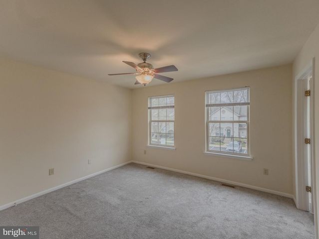 18 WOODBROOK DR, Mantua, NJ 08051