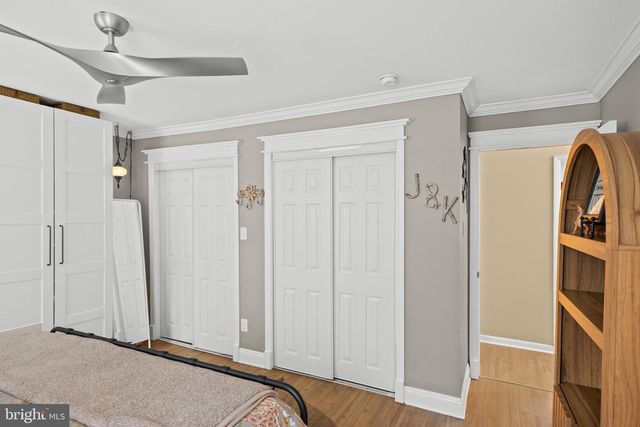 18 SHERWOOD DR, Medford, NJ 08055