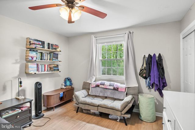 18 SHERWOOD DR, Medford, NJ 08055