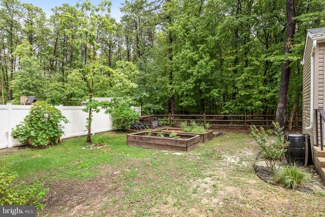 18 SHERWOOD DR, Medford, NJ 08055