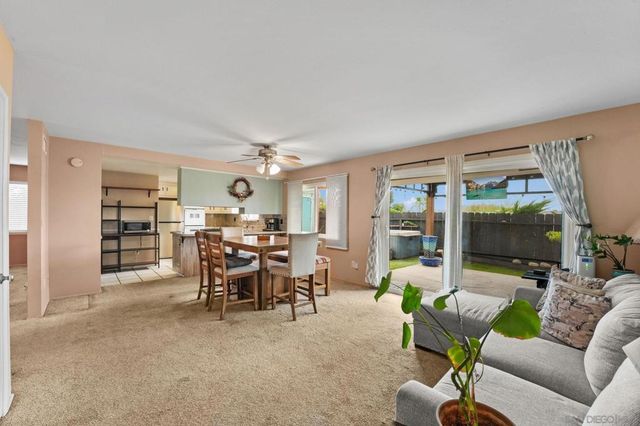 1802 Pamela Ln, Escondido, CA 92026