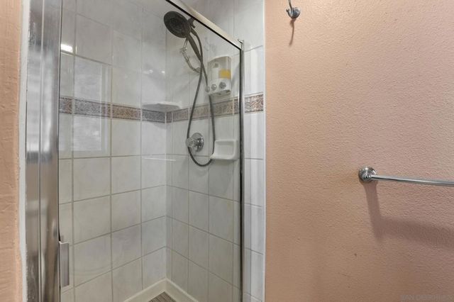 1802 Pamela Ln, Escondido, CA 92026